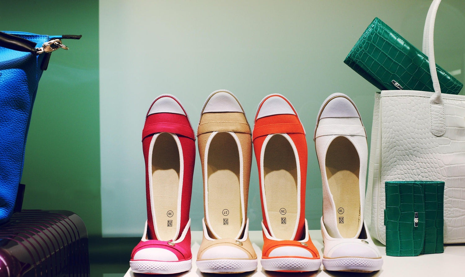 Women's Footware